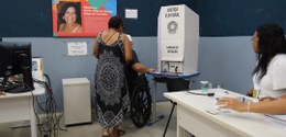 2º turno: TRE-BA garante o transporte de 40 pessoas com dificuldade de locomoção para a votação
