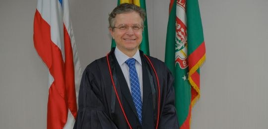 Desembargador Pedro Godinho homenageia Dia Nacional do Ouvidor em sessão plenária virtual do TRE-BA Desembargador Pedro Godinho homenageia Dia Nacional do Ouvidor em sessão plenária virtual do TRE-BA