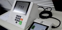 As urnas eletrônicas foram implementadas em 1996 e se tornaram símbolo de confiabilidade, segura...