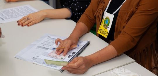 Dia Nacional do Voluntariado: TRE-BA homenageia mesárias e mesários pelos serviços prestados à Justiça Eleitoral Dia Nacional do Voluntariado: TRE-BA homenageia mesárias e mesários pelos serviços prestados à J...