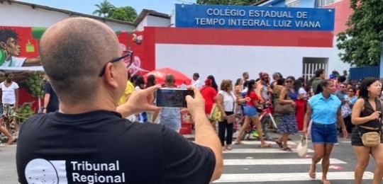 Fiscalização foi realizada neste domingo (25) em locais de votação de Salvador