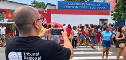 Fiscalização foi realizada neste domingo (25) em locais de votação de Salvador