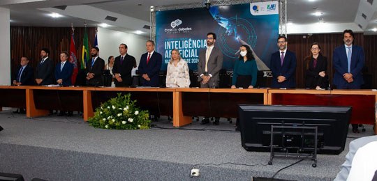 Especialistas debatem Inteligência Artificial nas Eleições 2024 em seminário da EJE-BA Especialistas debatem Inteligência Artificial nas Eleições 2024 em seminário da EJE-BA