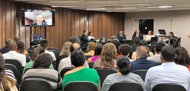 A capacitação aconteceu no formato híbrido (presencial e on-line) e contou com a presença do pre...