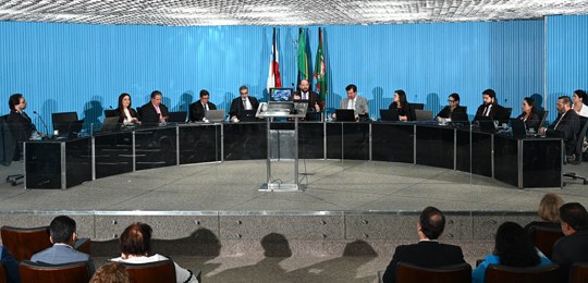 Presidente do TRE-BA faz comunicado em Sessão da Corte Eleitoral ao final do 2º turno da eleição
