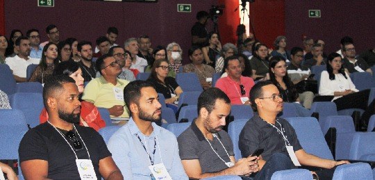 Presidente do TRE-BA prestigia abertura do XIII Encontro de servidores da Justiça Eleitoral O evento foi iniciado na manhã desta quinta (23), no auditório da antiga Fundação Luís Eduardo M...