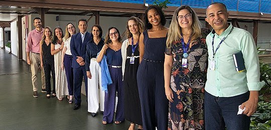 Servidoras(es) dos Tribunais Regionais Eleitorais de MG e PR visitam TRE-BA para troca de boas p...