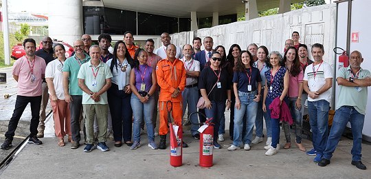 Capacitação reuniu 50 participantes e abordou primeiros socorros, abandono de área e combate a p...