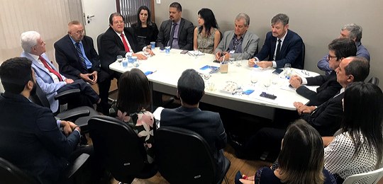 TRE-BA-balanço-seis-meses-gestão Encontro avaliou o trabalho desenvolvido pela atual administração do órgão; a ocasião serviu ain...