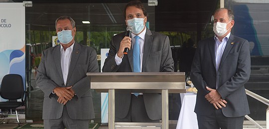TRE-BA coletiva de imprensa Presidente do TRE-BA, desembargador Roberto Frank; presidente da Fieb, Ricardo Alban; e diretor ...