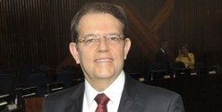 Desembargador Edmilson Jatahy Fonseca Júnior, atual Presidente do TRE-BA, em evento no Tribunal ...