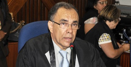 TRE-BA Desembargador Lourival Trindade TRE-BA Desembargador Lourival Trindade, novo membro do TRE baiano
