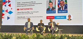 TRE-BA destaca educação cidadã e combate à desinformação durante 2º Encontro de Comunicação Legi...