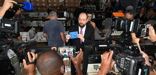 TRE-BA inicia preparação das urnas eletrônicas para as Eleições Gerais 2026