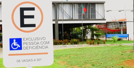 TRE-BA Estacionamento com vagas exclusivas para Tribunal TRE-BA Estacionamento com vagas exclusivas para Tribunal