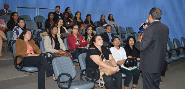 Estudantes de Direito do Centro Universitário Estácio da Bahia visitaram o TRE-BA no dia 31 de a...
