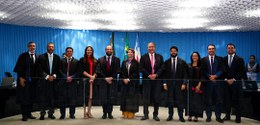 TRE-BA homenageia desembargadora Maízia Seal Carvalho 
com Medalha do Mérito Eleitoral em despe...