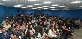 Servidoras(es) de órgãos do Poder Judiciário e do Ministério Público são preparadas(os) realizar...