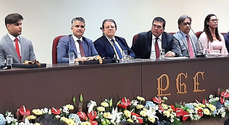 TRE-BA-lancamento-revista-cao Presidente do TRE-BA participa de evento em comemoração aos 30 anos da Lei Caó
Desembargador Ja...