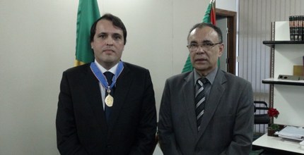 TRE-BA Medalha eleitoral Roberto Maynard