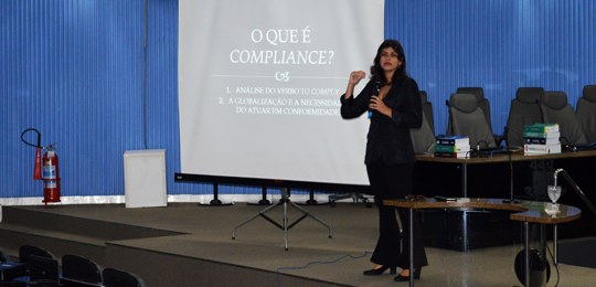 TRE-BA-Palestra sobre Compliance Eleitoral A Escola Judiciária Eleitoral da Bahia promoveu, na manhã desta sexta (13/4), a primeira edição ...