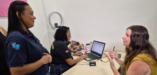 Parceria inédita entre TRE-BA e SEMPRE oferta serviços eleitorais às pessoas com deficiência em ...