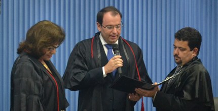 Posse do Dr. Maurício Kertzman na Corte, em 28-05-13, como Juiz-Membro na classe dos advogados