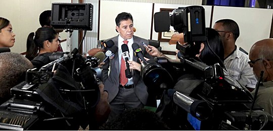 TRE-BA presidente durante coletiva Presidente do TRE-BA, desembargador Rotondano, durante coletiva que anunciou esquema especial da...