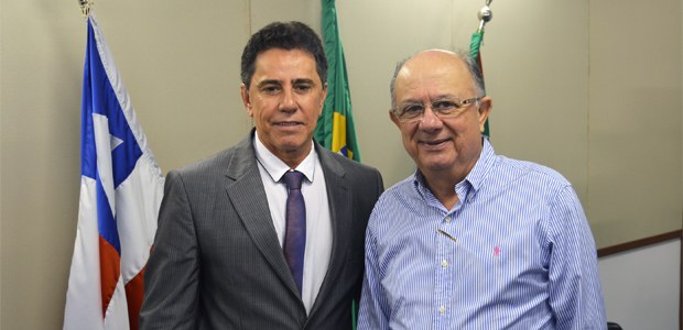 TRE-BA presidente e prefeito de Feira de Santana O presidente do Tribunal Regional Eleitoral da Bahia (TRE-BA), desembargador José Edivaldo Rocha...