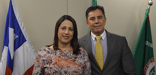 TRE-BA presidente recebe prefeita de porto seguro TRE-BA e prefeitura de Porto Seguro iniciam parceria para recadastramento biométrico