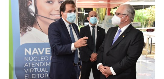 TRE-BA presidente Roberto Maynard e Ministro Fachin Presidente Roberto Maynard e Ministro Fachin