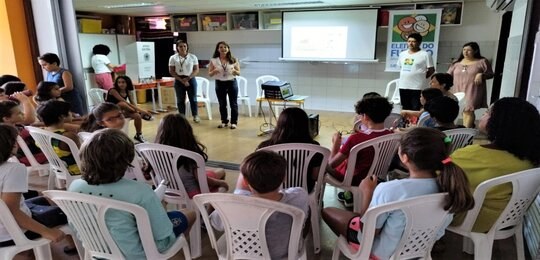 TRE-BA realiza ação de Enfrentamento à Desinformação em escola