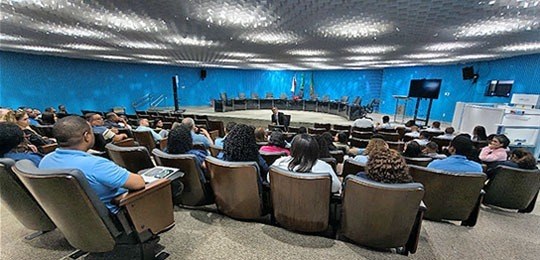 Práticas de acolhimento, respeito e prevenção à discriminação norteiam 2º dia da Semana de Comba...
