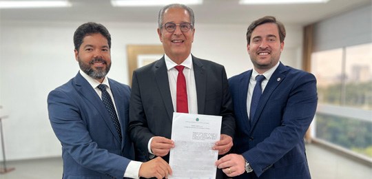 Parceria entre TRE-BA e OAB-BA assegura defesa gratuita em processos eleitorais Parceria entre TRE-BA e OAB-BA assegura defesa gratuita em processos eleitorais
