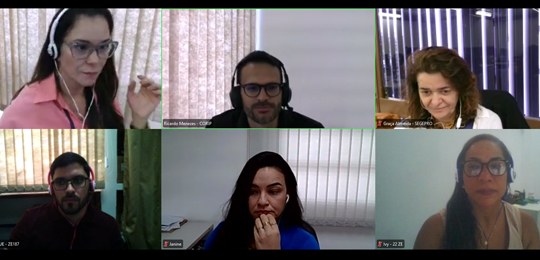 Servidores participam de reunião de alinhamento para atuação no registro de candidaturas e propa...