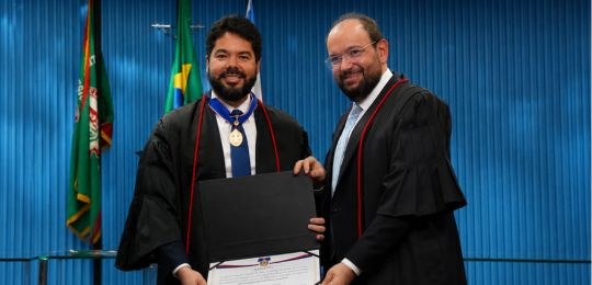 Entrega da honraria ocorreu em sessão solene realizada nesta segunda-feira (27/7), após a última...