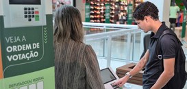 TRE-BA realiza ação de Treinamento do Eleitor no Shopping Bela Vista