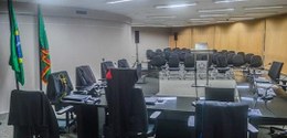 Cancelamento foi motivado por falha técnica no sistema de Wi-Fi do órgão; processos serão analis...